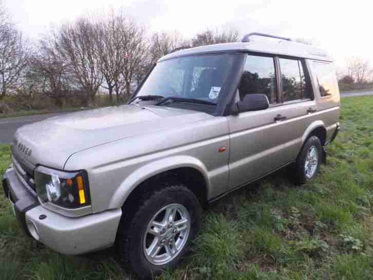 2003 LAND ROVER DISCOVERY TD5 S GOLD SEVEN SEATER