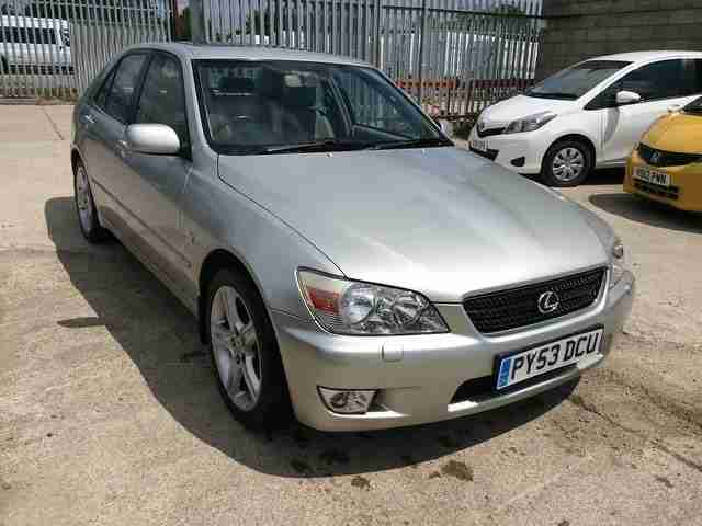 2003 LEXUS IS200 SE SILVER