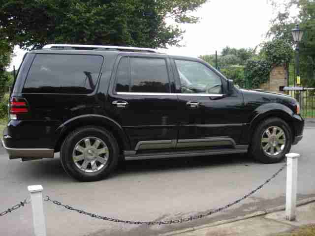 2003 LINCOLN NAVIGATOR AUTO BLACK LHD