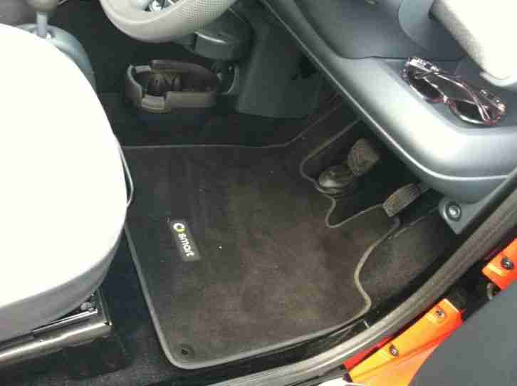 2003 MCC SMART PURE SOFTOUCH(RHD) BLACK