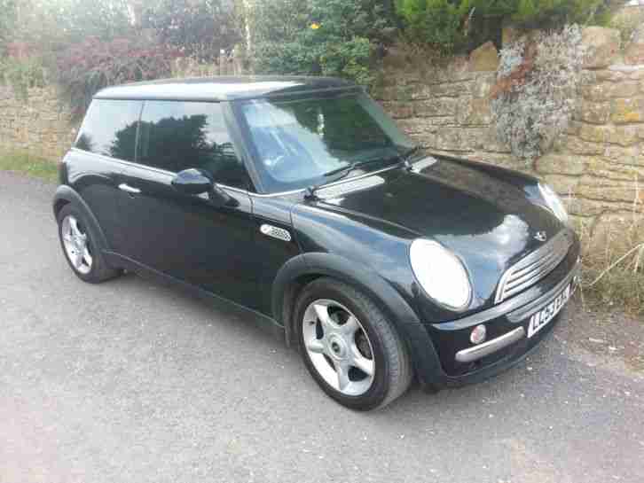 2003 COOPER AUTO BLACK