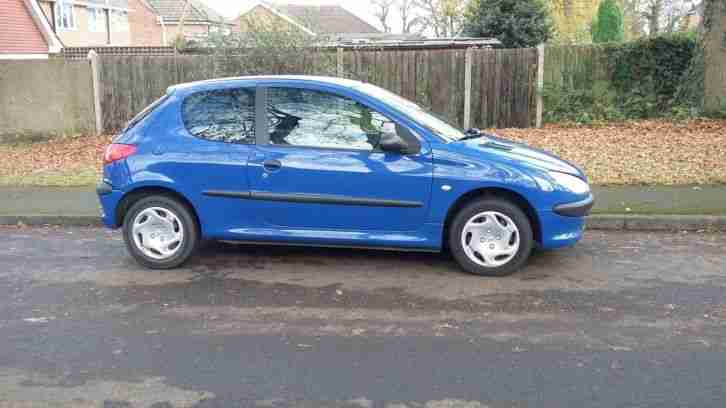 2003 PEUGEOT 206 LOW MILEAGE 3 DOOR 1.1 LONG MOT GREAT LITTLE CAR IDEAL 1st car