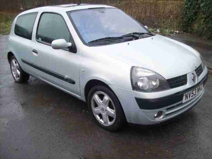 2003 RENAULT CLIO DYNAMIQUE 1.2 16V CHEAP INSURANCE excellent mpg top spec