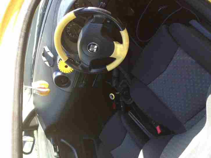 2003 SEAT IBIZA SE SPORT YELLOW