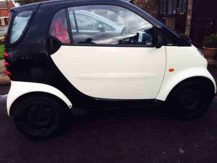 2003 SMART CITY PURE FORTWO SEMI-AUTO OFFERS LOW MILES