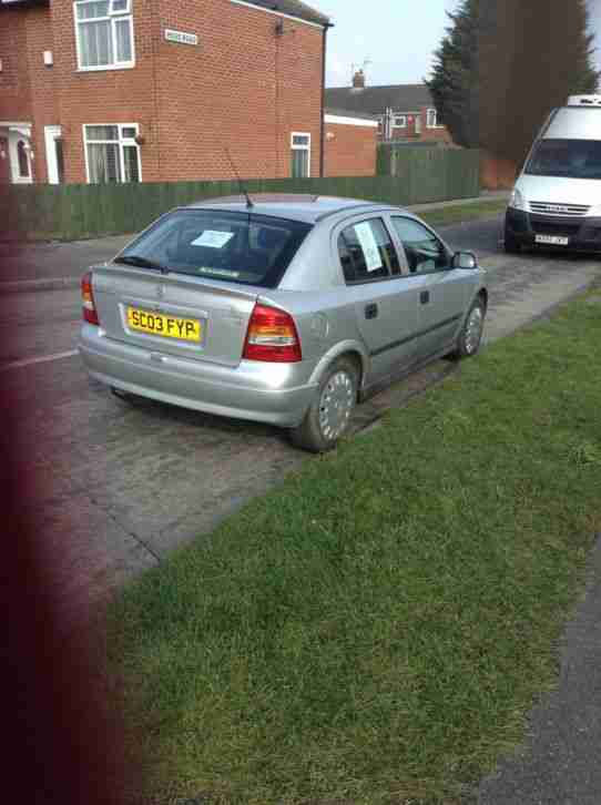 2003 VAUXHALL ASTRA CLUB 8V SILVER GREAT CAR