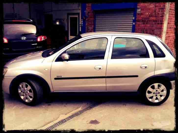 2003 VAUXHALL CORSA SXI 16V SILVER