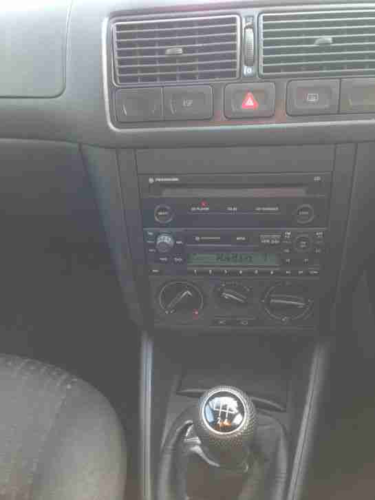 2003 VOLKSWAGEN GOLF MATCH GREY