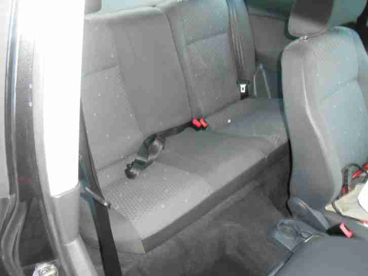 2003 VOLKSWAGEN POLO S BLACK