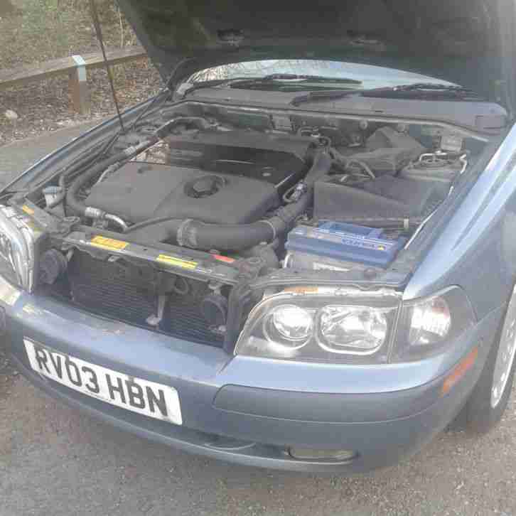 2003 VOLVO V40 D SPORT GREEN