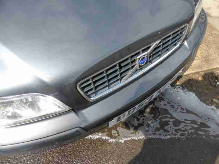 2003 VOLVO V40 S NO MOT SOLD AS SPARES OR REPAIR