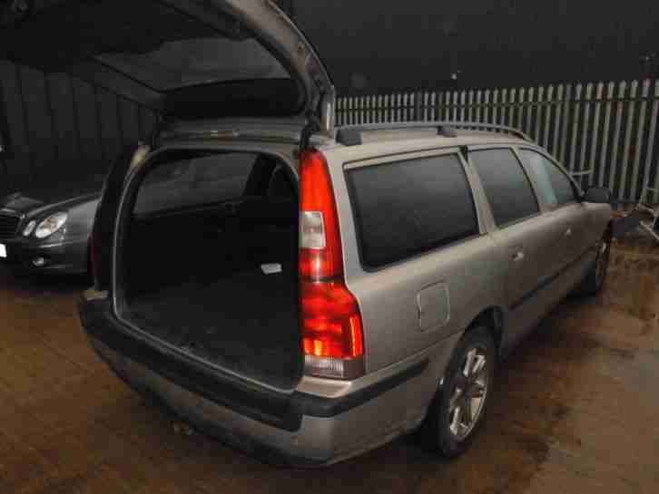 2003 VOLVO V70 D5 S GOLD