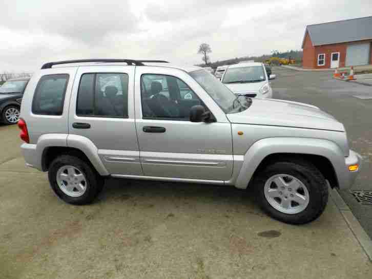 2004 (04) JEEP CHEROKEE LIMITED CRD AUTO 2.8 DIESEL, FULL MOT SERVICED 10 TIMES