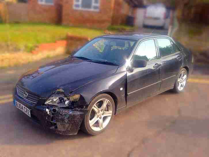 2004 04 LEXUS IS200 SE DAMAGED SALVAGE REPAIRABLE