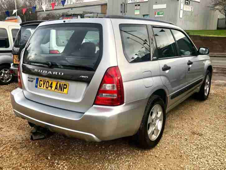 2004/04 Subaru Forester 2.0 XT Turbo " FOUR WHEEL DRIVE ( WINTER READY )
