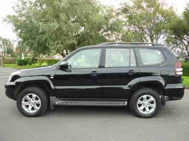 2004 (04) TOYOTA LAND CRUISER COLORADO 3.0 LC4 8-SEATS D-4D 5DR Automatic