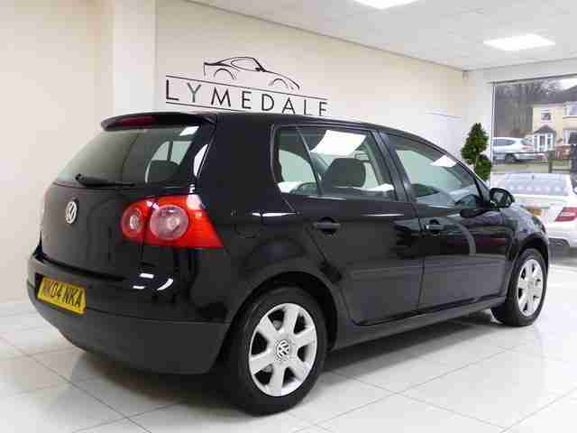 2004 04 VOLKSWAGEN GOLF 1.4 S 5D 74 BHP