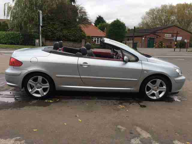 2004 53 Peugeot 307 CC 2.0 Coupe convertible, two tone leather 17 alloys .