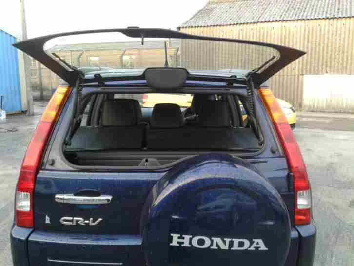 2004 54 HONDA CR-V 2.0 i-VTEC EXECUTIVE.FANTASTIC SPEC.TOWBAR.3 MONTHS WARRANTY.