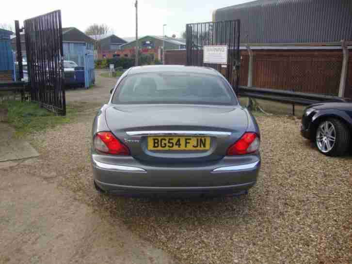 2004 54 JAGUAR X-TYPE 2.0 SE 4D 130 BHP DIESEL