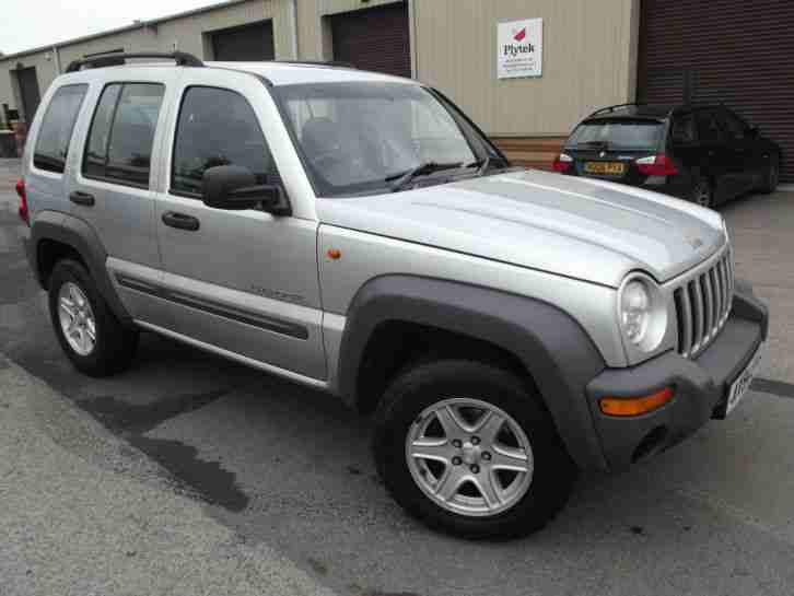 2004 54 CHEROKEE 2,8CRD SPORT ESTATE