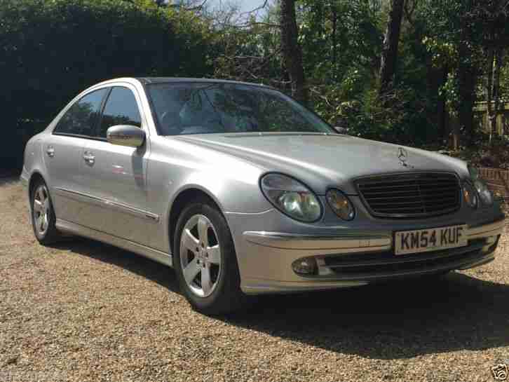 2004 (54) MERCEDES E220 CDI AVANTGARDE AUTO SILVER, SAT-NAV, PANORAMIC ROOF, FSH