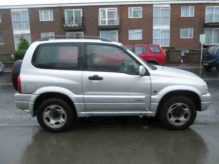 2004 54 SUZUKI GRAND VITARA 1.6 SE AUTOMATIC 3 DOOR+SILVER+LOW MILEAGE+LONG MOT