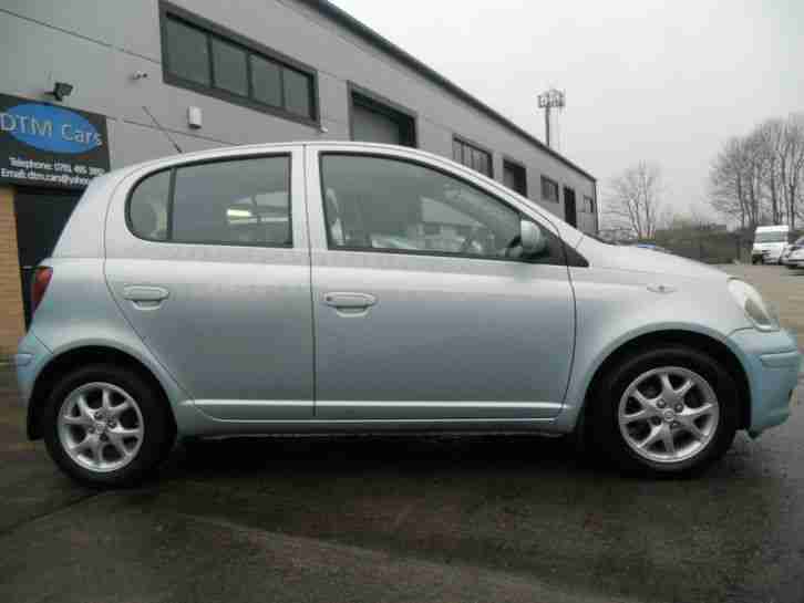 2004 (54)TOYOTA YARIS 1.3 VVT-i Blue 76K FULL MAIN DEALER SERVICE HISTORY,clio,