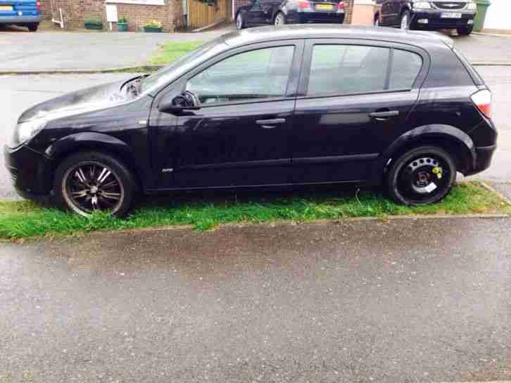 2004 (54) Vauxhall Astra Life Twinport 1.6 Petrol Spares or Repiars