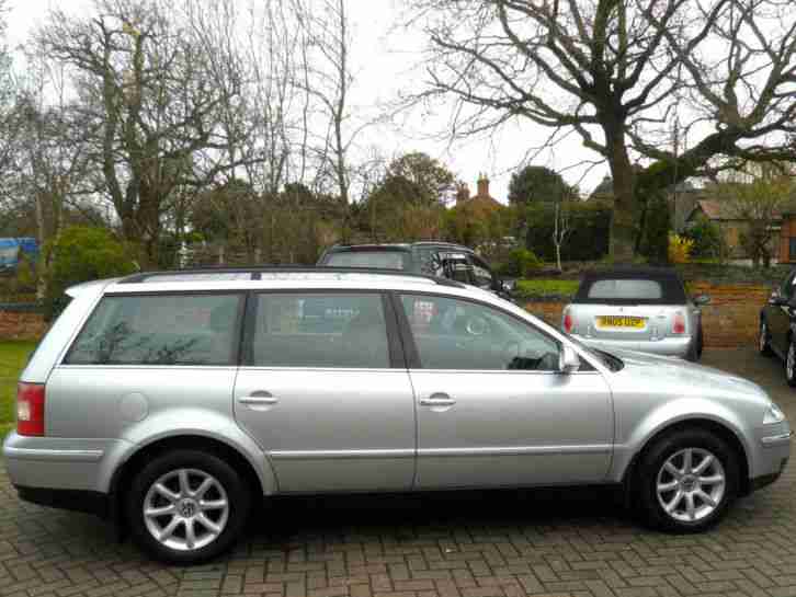 2004 54 Volkswagen Passat Highline Estate 1.9TDI PD ( 130bhp ) VW and 1 owner.