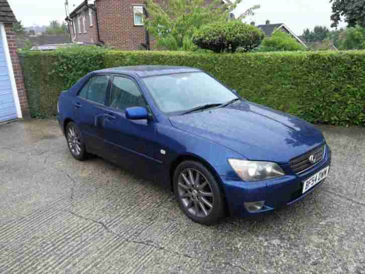 2004 (54 reg) Lexus IS 200 se 2.0lt - With 12months MOT