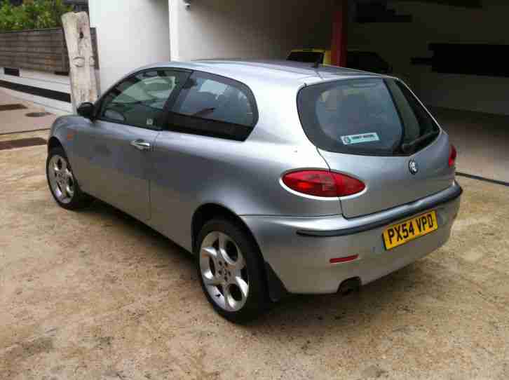 2004 ALFA ROMEO 147 T SPARK LUSSO SILVER - NO MOT