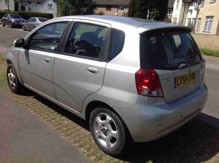 2004 DAEWOO KALOS SX 16V AUTO SILVER. For spares or repairs