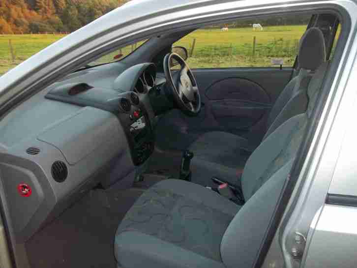 2004 DAEWOO KALOS XTRA SILVER