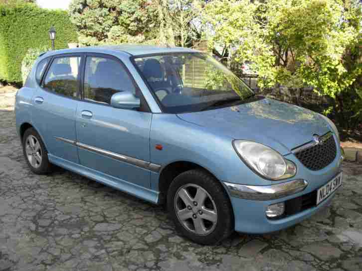 2004 DAIHATSU SIRION 4TRAK 1.3 FOUR WHEEL DRIVE