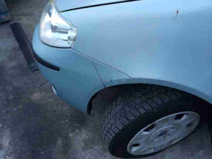 2004 FIAT PUNTO ACTIVE 8V GREEN