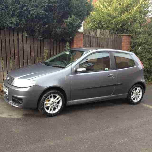 2004 FIAT PUNTO SPORTING 16V GREY (All reasonable offers will be considered)