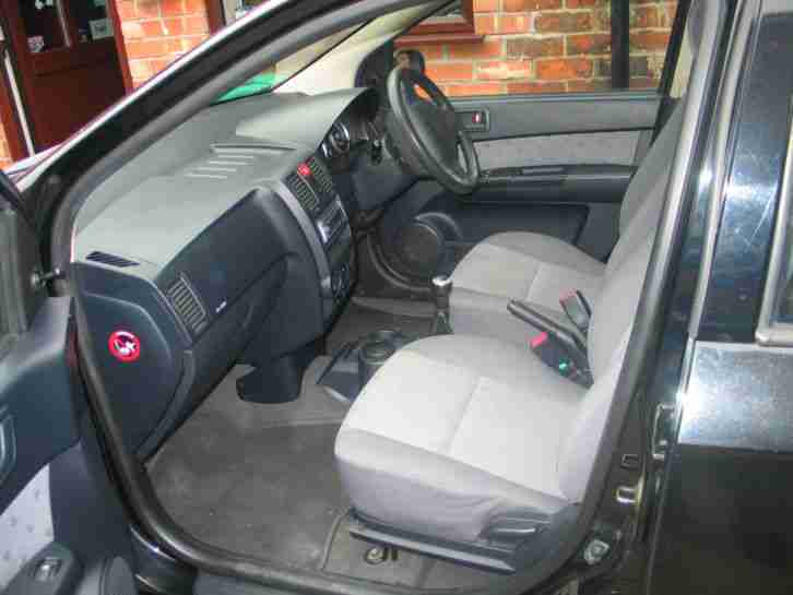 2004 HYUNDAI GETZ GSI, black 4-door