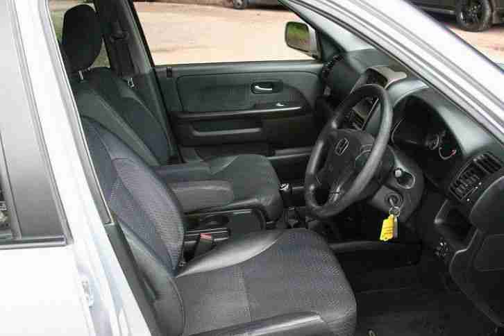 2004 Honda CR V 2.0 i VTEC SE SPORT ONE OWNER FSH 5 door Estate
