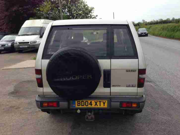 2004 ISUZU TROOPER DUTY DT LWB SILVER