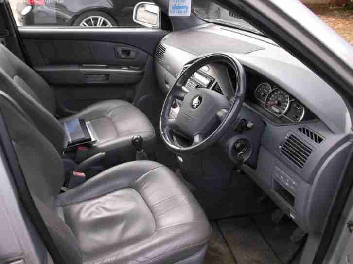 2004 KIA CARENS LE SILVER