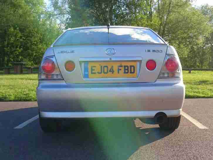 2004 LEXUS IS200 SE SILVER *** 12 MONTHS MOT *** 3 KEYS ***