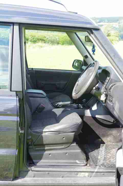 2004 Land Rover Discovery 2 2.5 Td5 Pursuit 7 seats