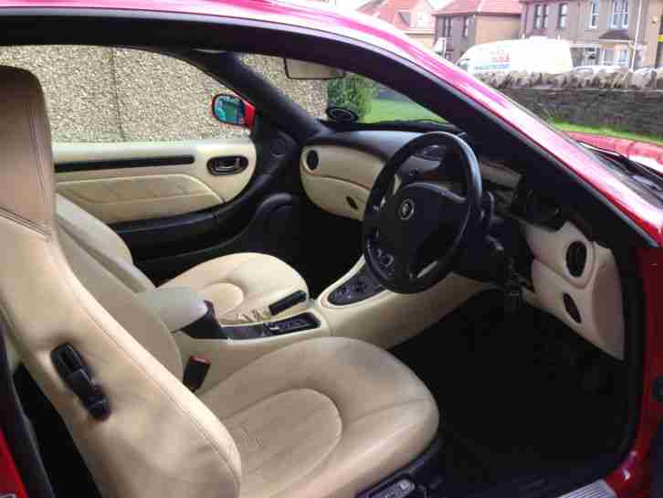 2004 MASERATI COUPE CAMBIOCORSA RED