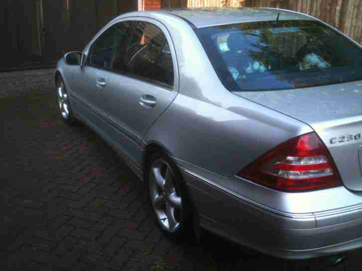 2004 MERCEDES C230K AVANTGARDE SE AUTO SILVER