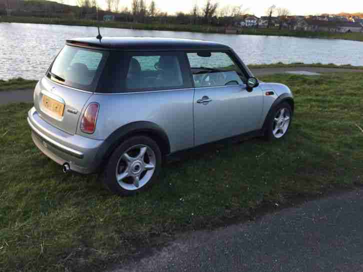 2004 MINI COOPER 1.6 METALLIC SILVER CHILLI PACK, ONLY 55390 MILES FSH NEW MOT