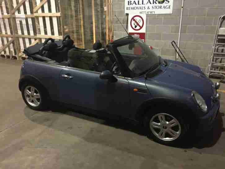 2004 COOPER CONVERTIBLE BLUE LOW MILAGE