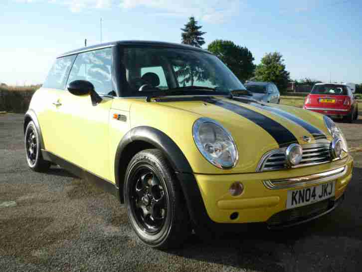 2004 COOPER YELLOW Last Lady owner