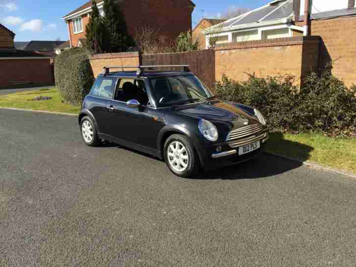 2004 MINI MINI ONE 1.6 PETROL AUTOMATIC BLACK PRIVATE PLATE STAYS WITH THE CAR!
