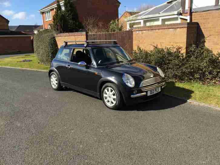 2004 ONE 1.6 PETROL AUTOMATIC BLACK